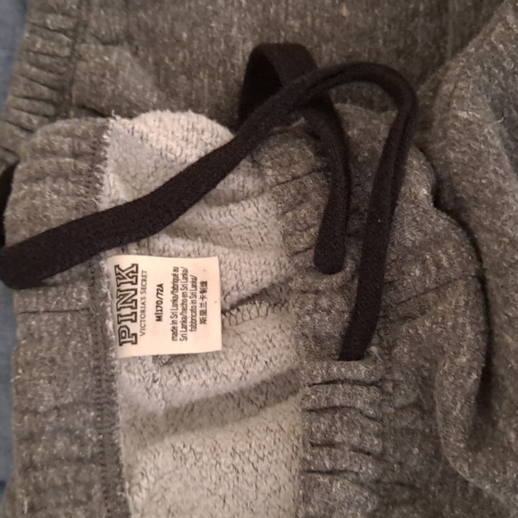 ๐VS grey sweat suit๐ฏ - Picture 4 of 4